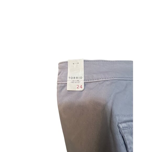 Torrid Womens NWT Gray Button-Fly High-Rise Shorts Size 24 Cotton Blend Casual S - Picture 5 of 5